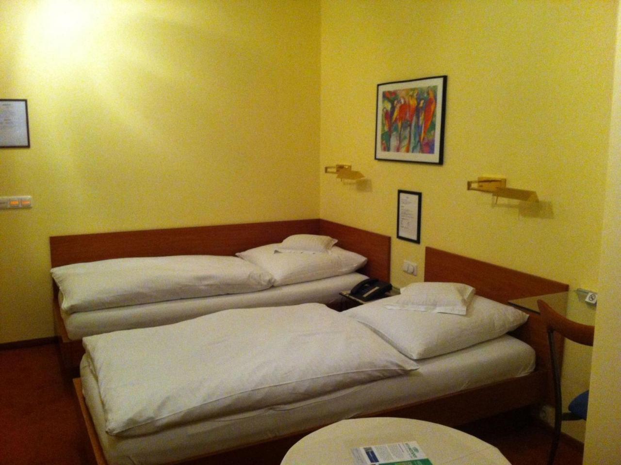 Hotel Die Post Offenbach am Main Kültér fotó